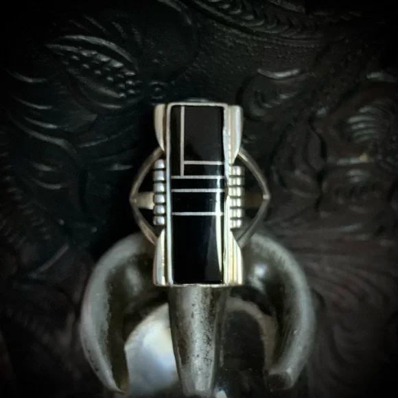 Vintage A Yazzie Navajo Onyx Sterling Silver Ring - Picture 1 of 10